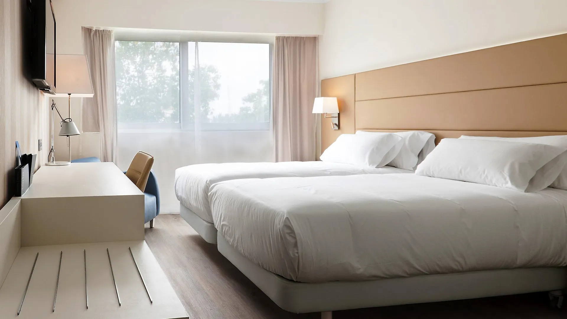 Nh Pamplona Iruna Park Hotel