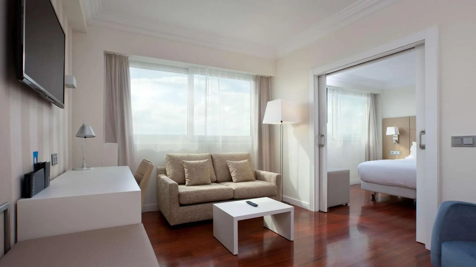 **** Hotel Nh Pamplona Iruna Park Španělsko