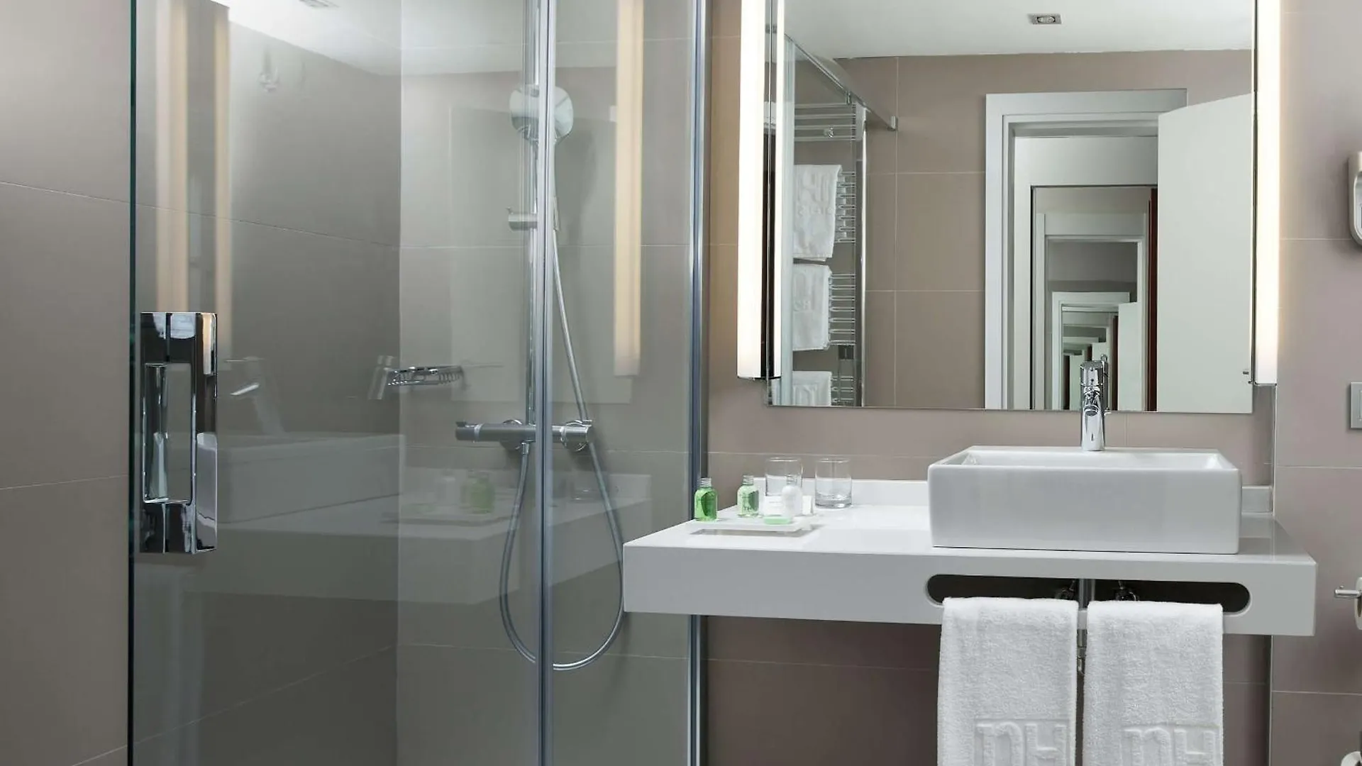 Hotel Nh Pamplona Iruna Park